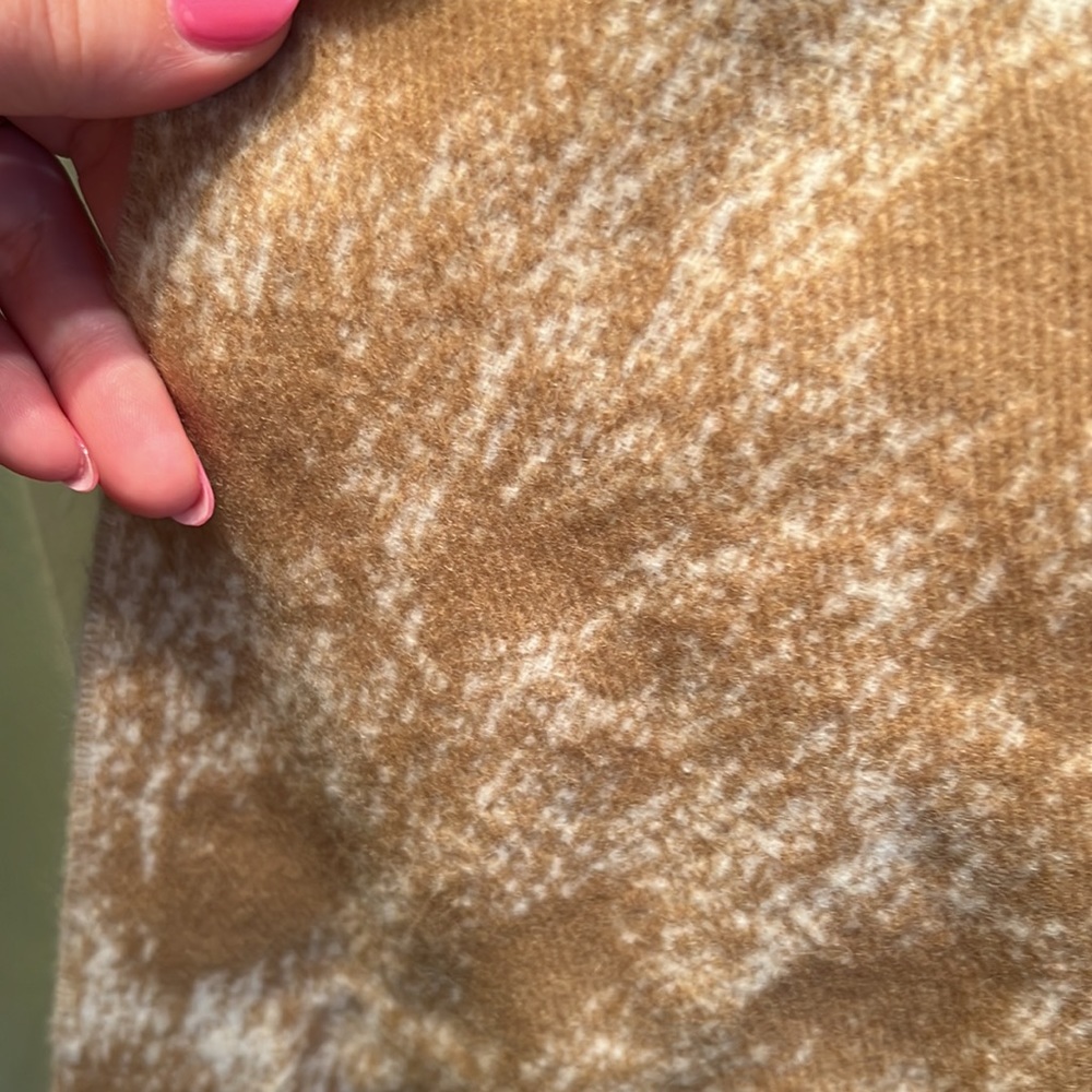 Burberry photographic deer scarf - Picture 7 of 8